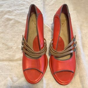 Orange Fluevog ,size 10…Barely worn.